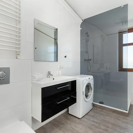 Appartement Exceptional In With Parking By Renters