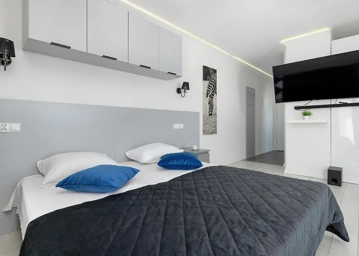 Exceptional In With Parking By Renters Sopot