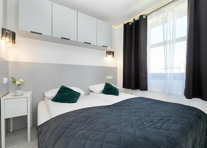 Lägenhet Exceptional In With Parking By Renters