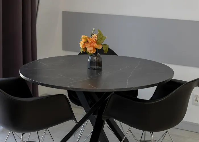 Lägenhet Exceptional In With Parking By Renters *