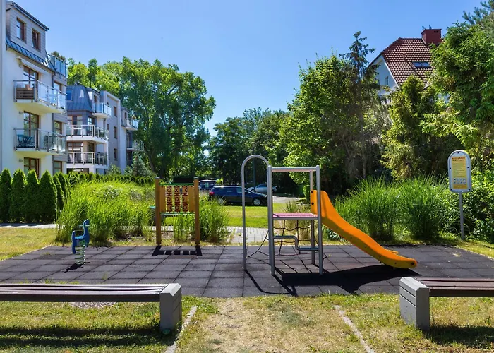 Exceptional In With Parking By Renters Lägenhet Sopot